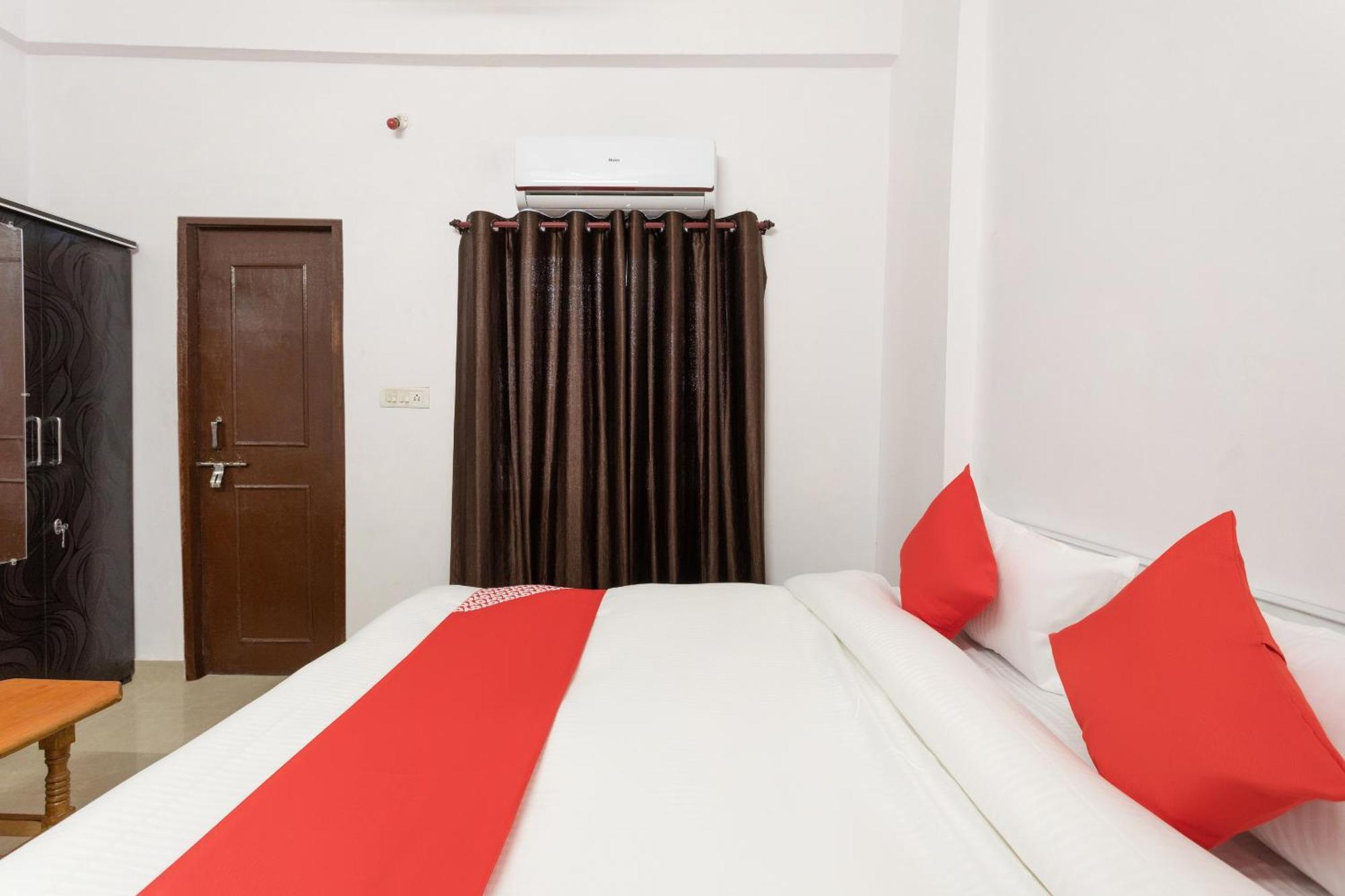 โอโย 28691 โฮเต็ล โกลเดน สตาร์ Hotel โบปาล ภายนอก รูปภาพ